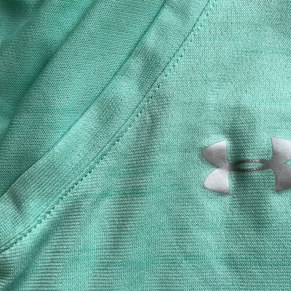 Women’s under armor workout top size XL - Picture 4 of 4